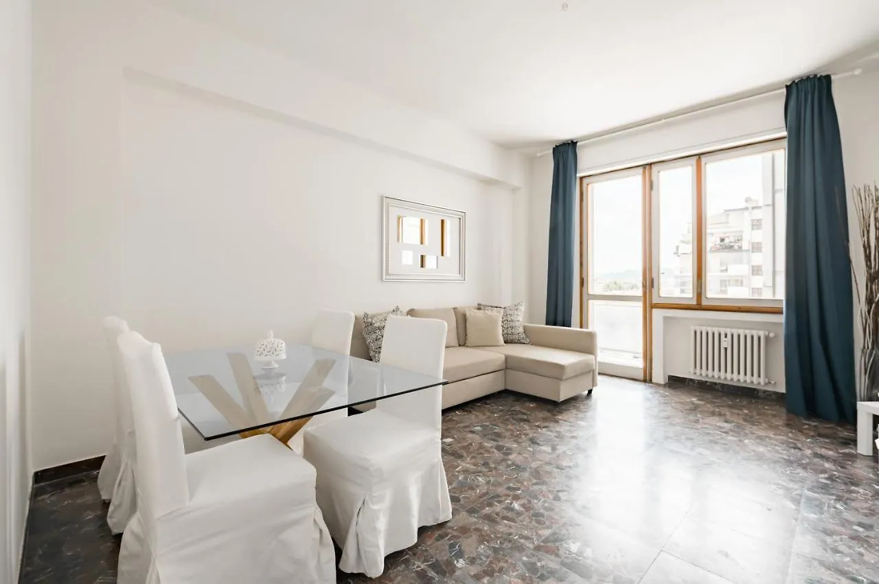 San Jacopino Roomy Flat With Balconies Florencia