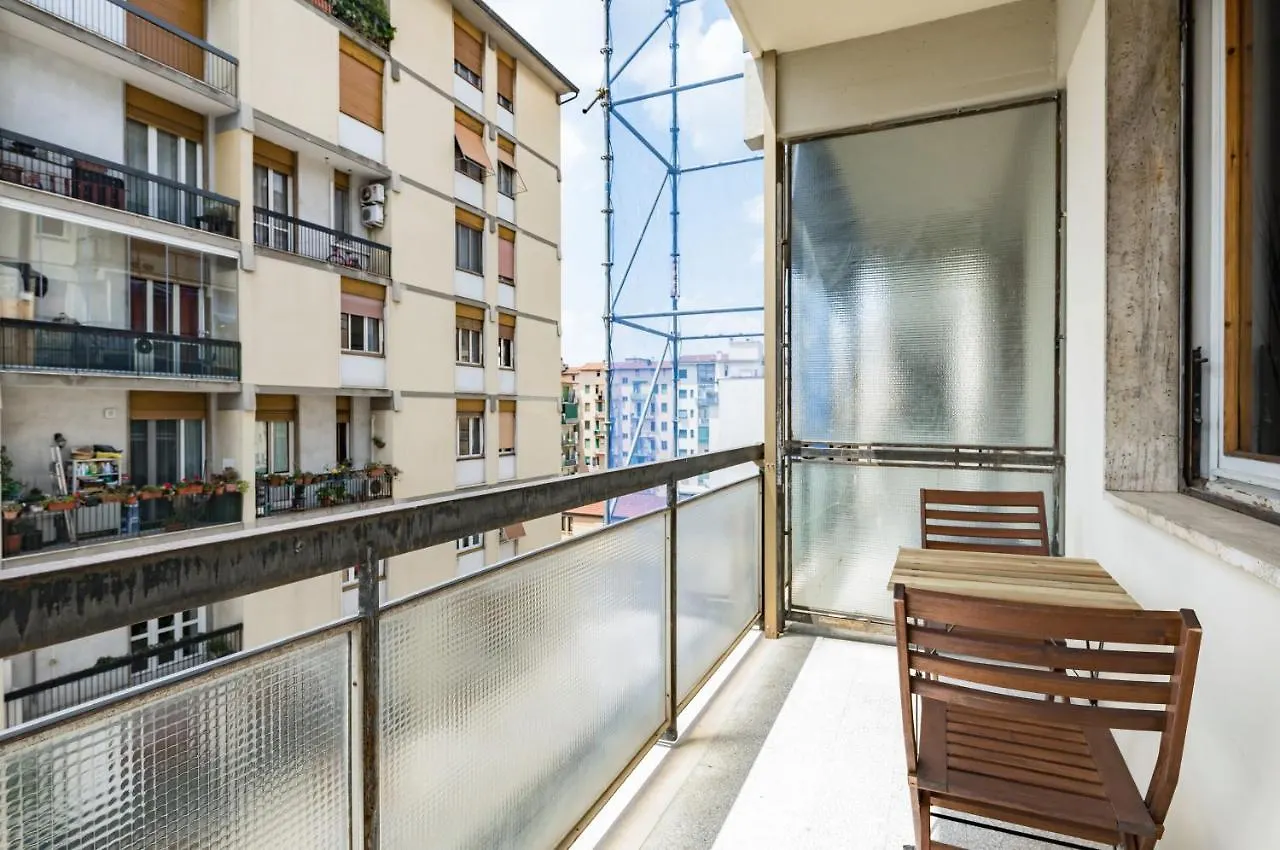 Apartment San Jacopino Roomy Flat With Balconies Florence